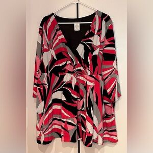 Tiana B Stylish Women's Multicolor Top. Size P3X